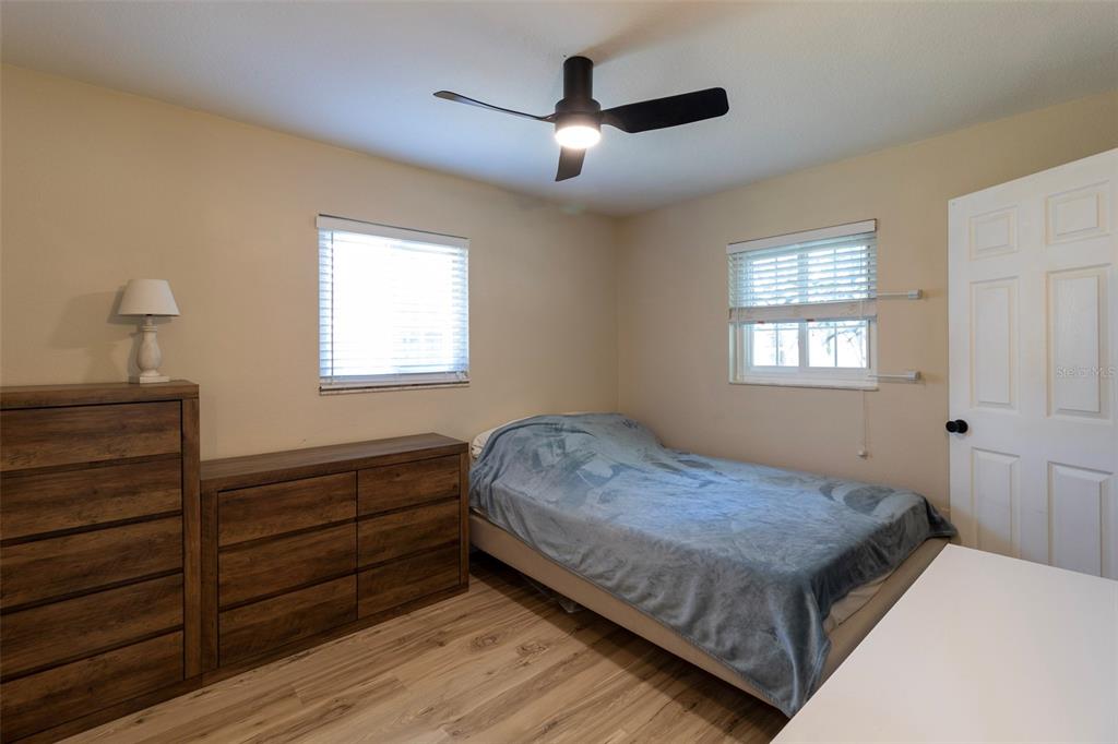 3018 19th Place Southwest Largo, FL 33774 - Photo 16 of 31