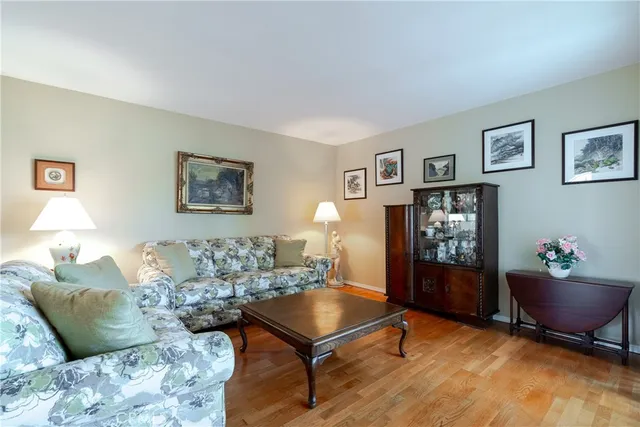 $1,098,000 | 23200 Justice Street, West Hills, CA 91304