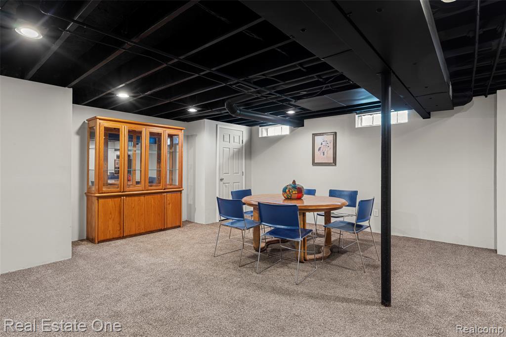 1194 Paddington Road Canton, MI 48187 - Photo 20 of 33