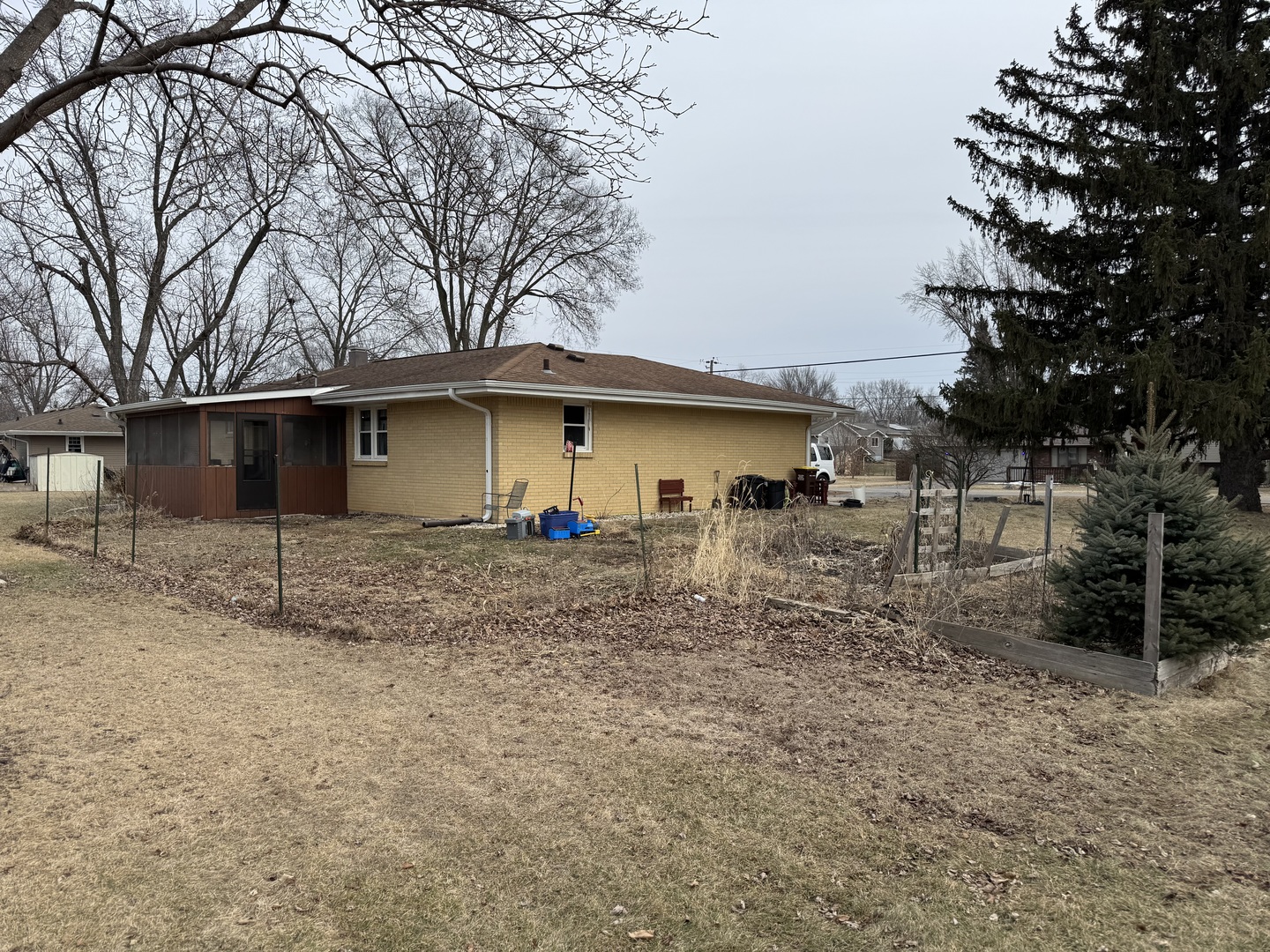 1988 South Bend Road Rockford, IL 61109 - Photo 25 of 26 a front view of a house with garden