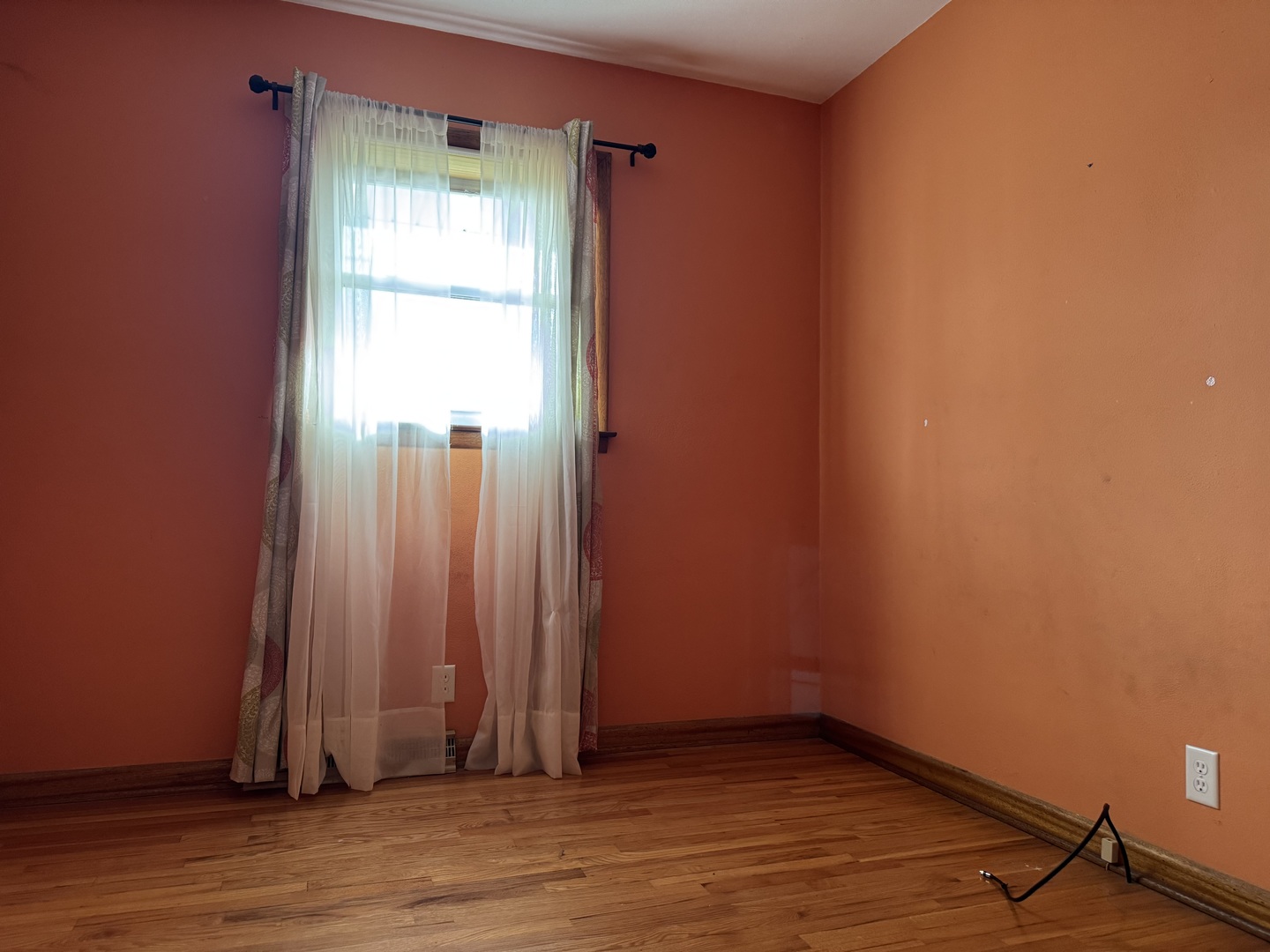 1988 South Bend Road Rockford, IL 61109 - Photo 10 of 26 a view of a room with wooden floor and a window