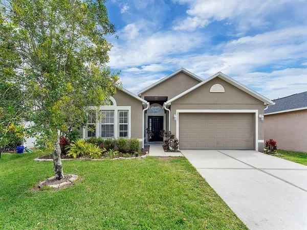 $2,395 | 2111 Corner Point Court, Orlando, FL 32820