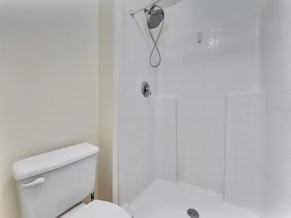 $2,395 | 2111 Corner Point Court, Orlando, FL 32820