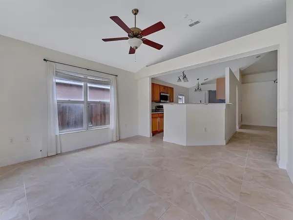 $2,395 | 2111 Corner Point Court, Orlando, FL 32820