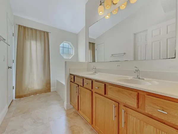 $2,395 | 2111 Corner Point Court, Orlando, FL 32820