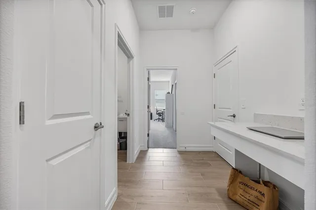 $3,700 | 6834 115th Street East, Palmetto, FL 34221