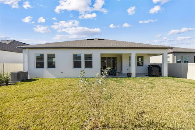 $3,700 | 6834 115th Street East, Palmetto, FL 34221