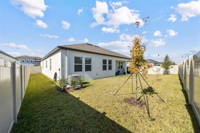 $3,700 | 6834 115th Street East, Palmetto, FL 34221