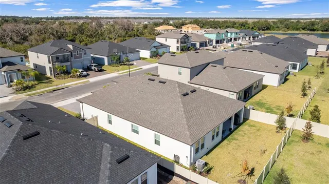 $3,700 | 6834 115th Street East, Palmetto, FL 34221