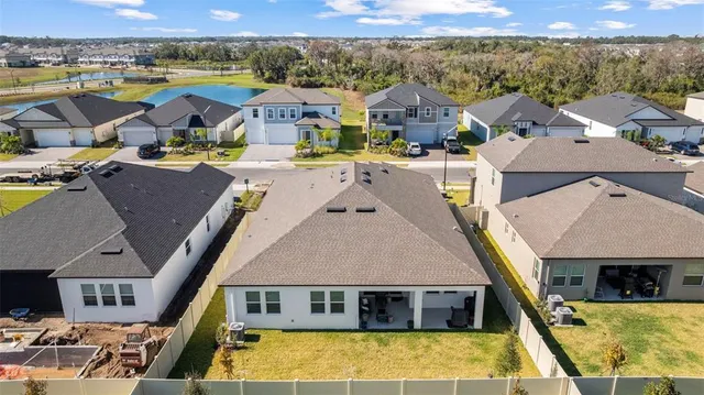 $3,700 | 6834 115th Street East, Palmetto, FL 34221