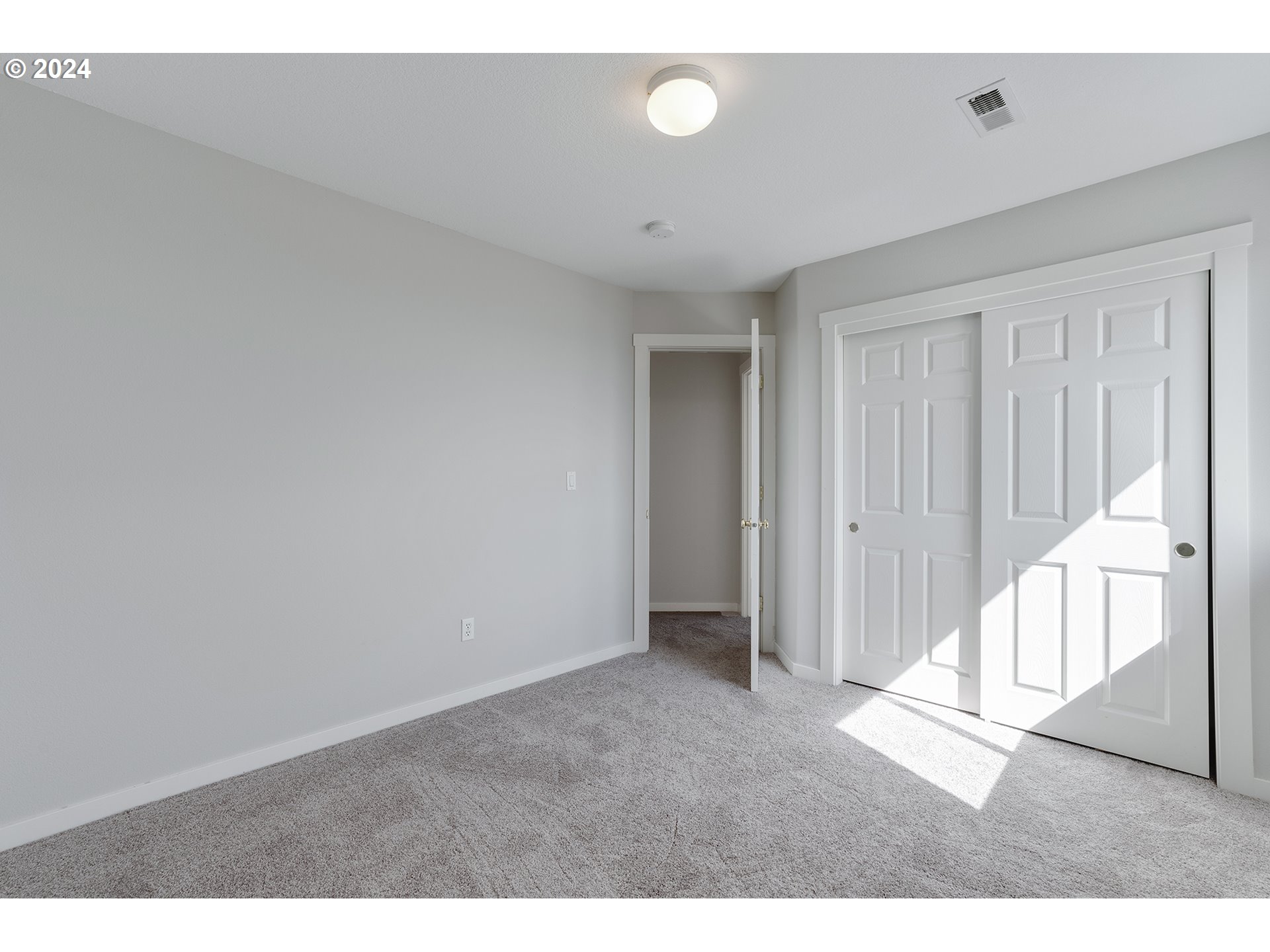 12250 Southwest Aspen Ridge Drive Portland, OR 97224 - Photo 28 of 45 Gallery Image 28