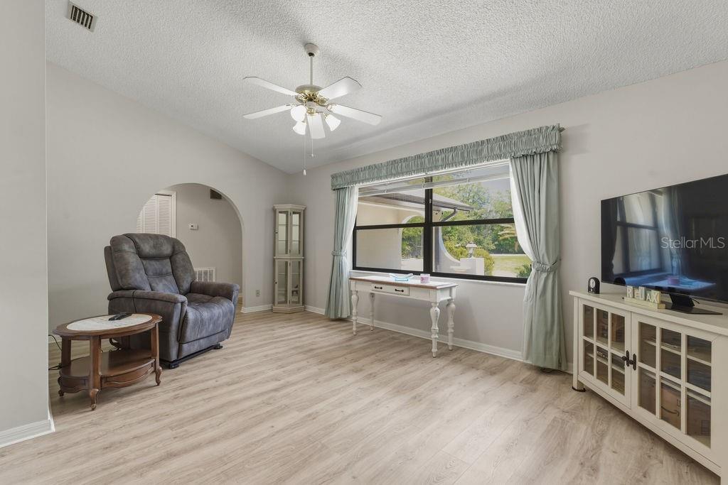 8873 Southwest 200th Circle Dunnellon, FL 34431 - Photo 12 of 61
