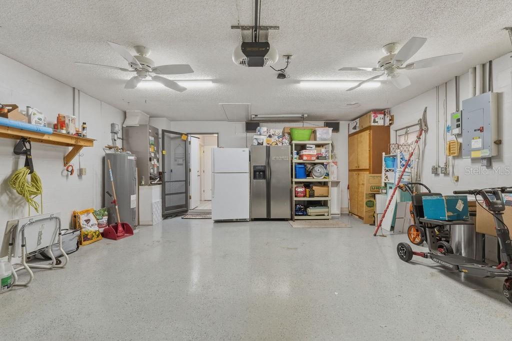 8873 Southwest 200th Circle Dunnellon, FL 34431 - Photo 30 of 61 a view of a room with gym equipment