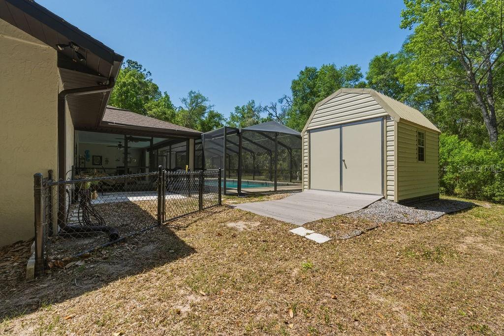 8873 Southwest 200th Circle Dunnellon, FL 34431 - Photo 40 of 61 a view of backyard of a house