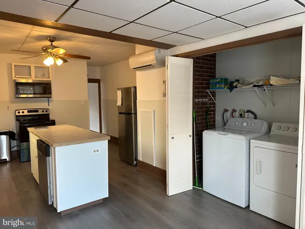 $1,850 | 239 North Stratton Street, Gettysburg, PA 17325