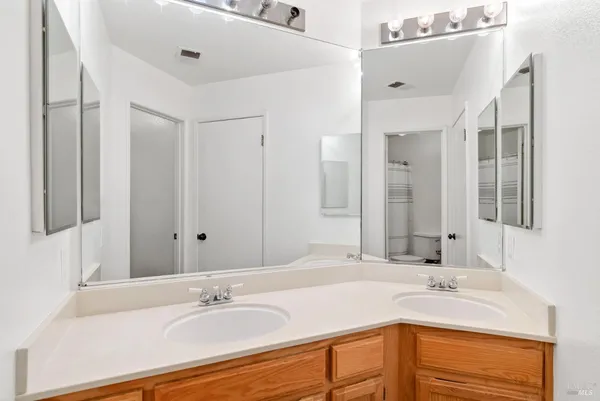 $750,000 | 100 Wooded Glen Court, Windsor, CA 95492