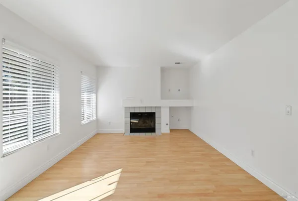 $750,000 | 100 Wooded Glen Court, Windsor, CA 95492