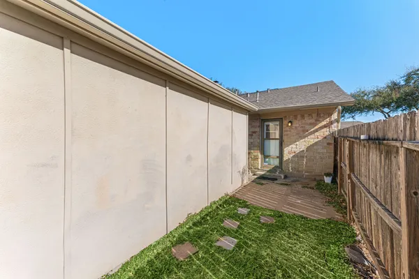 $222,000 | 36 Pinehurst Lane, Missouri City, TX 77459