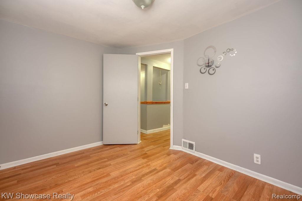8465 Rivard Avenue Warren, MI 48089 - Photo 25 of 29 8465Rivard-24.jpg