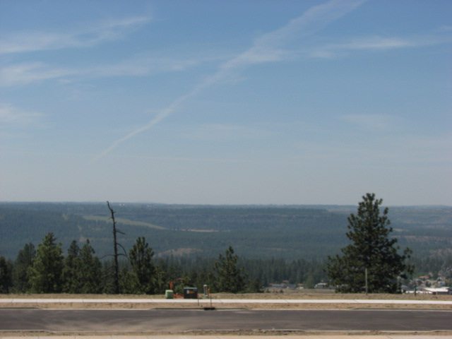 9205 North K Court, Unit FALCON RIDGE 2ND ADDITION Spokane, WA 99208 - Photo 2 of 7 Gallery Image 2