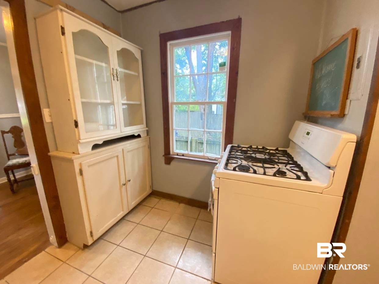 157 Pinehill Drive Mobile, AL 36606 - Photo 13 of 20