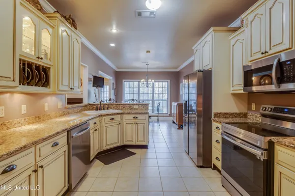 $399,000 | 11827 River Estates Circle, Biloxi, MS 39532
