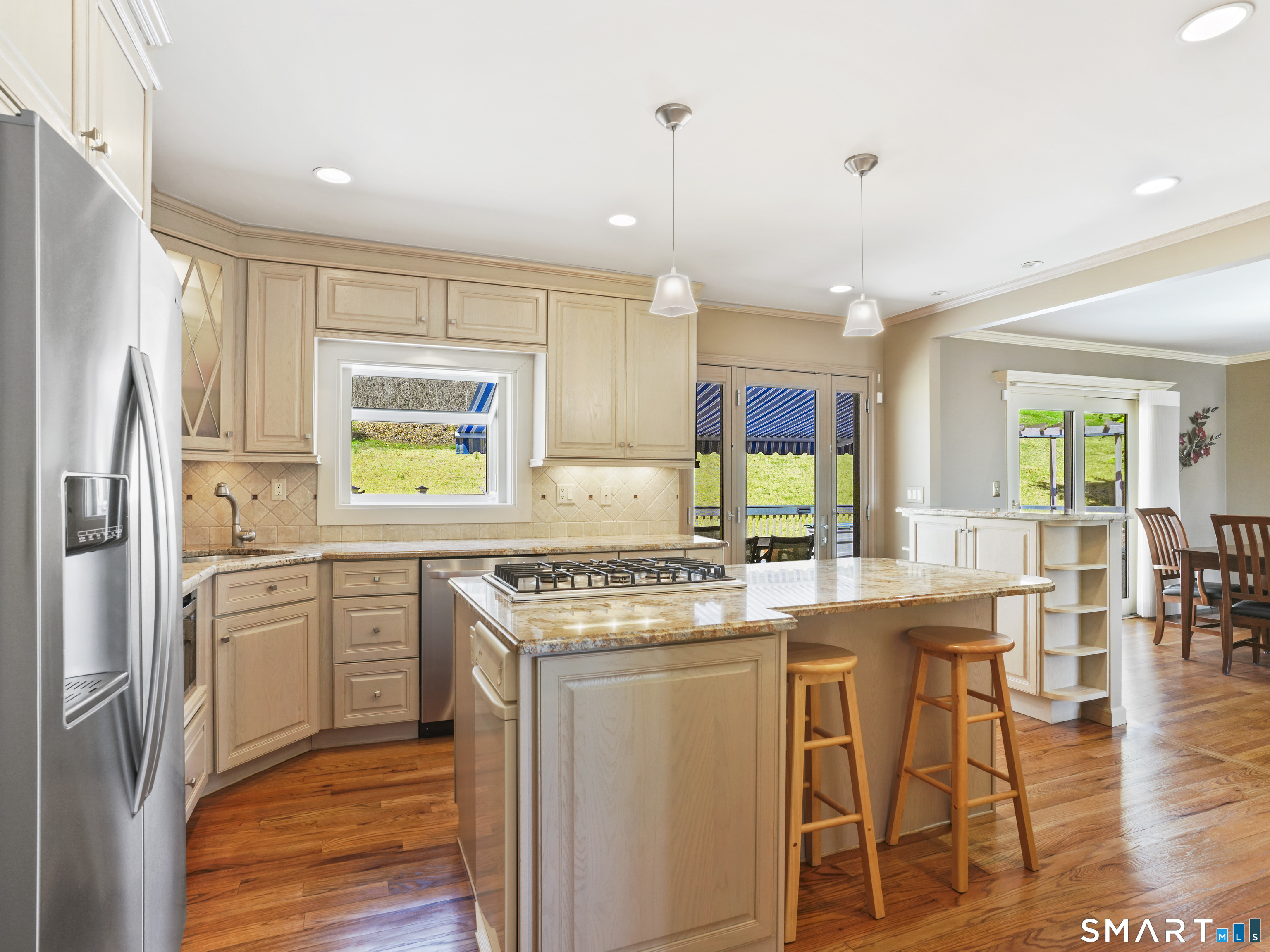 548 Howellton Road Orange, CT 06477 - Photo 14 of 37