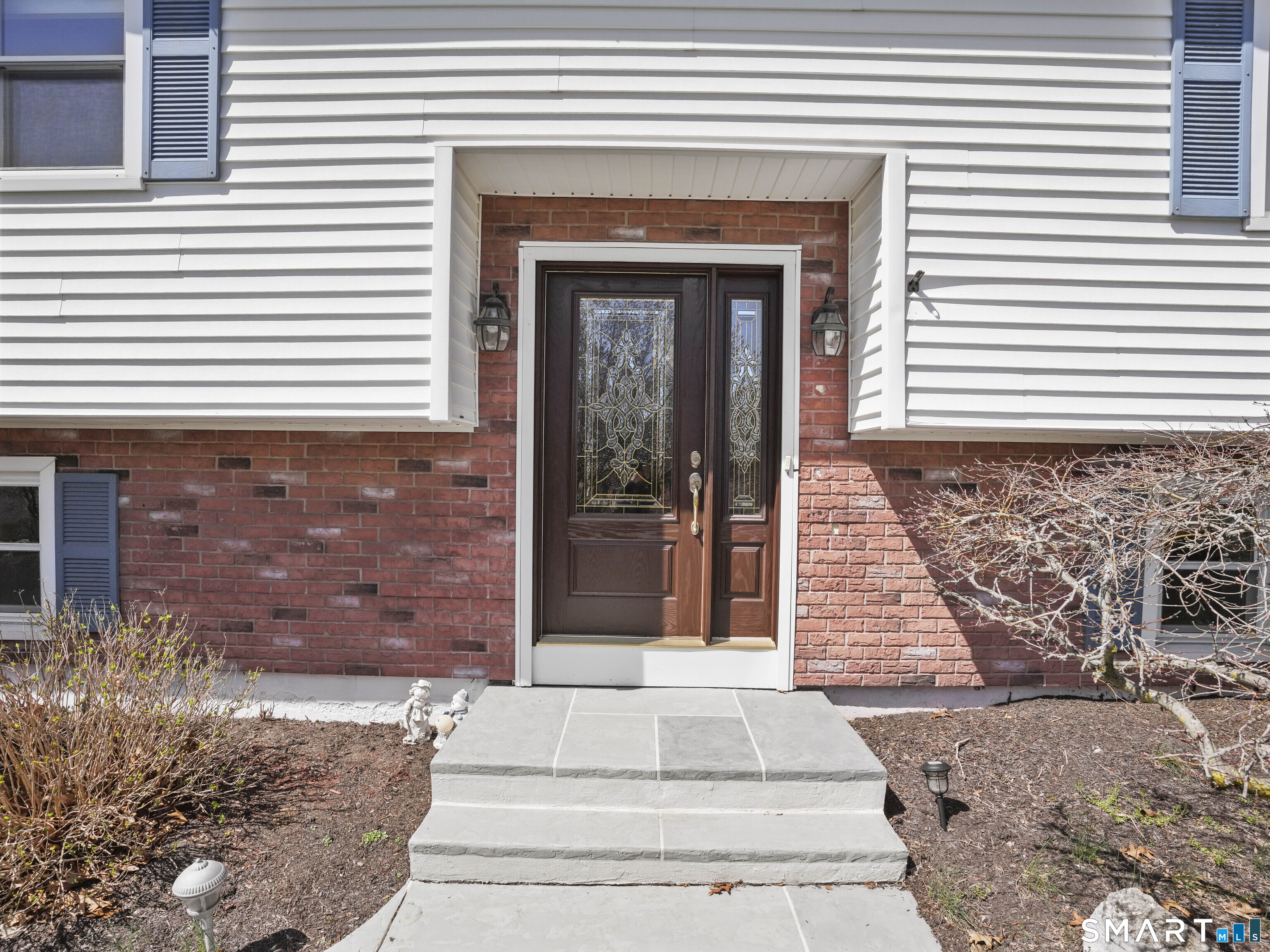 548 Howellton Road Orange, CT 06477 - Photo 2 of 37