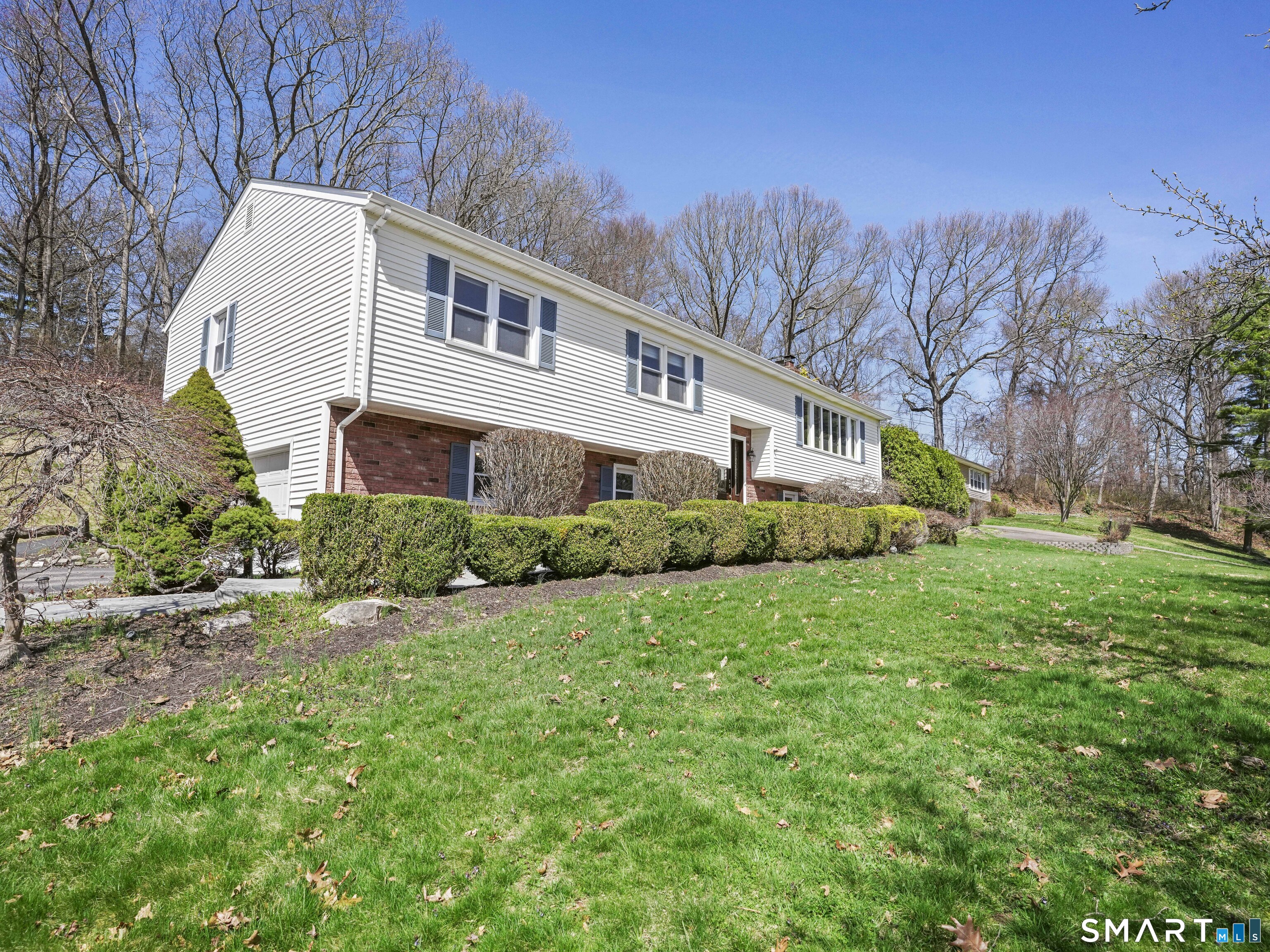 548 Howellton Road Orange, CT 06477 - Photo 30 of 37