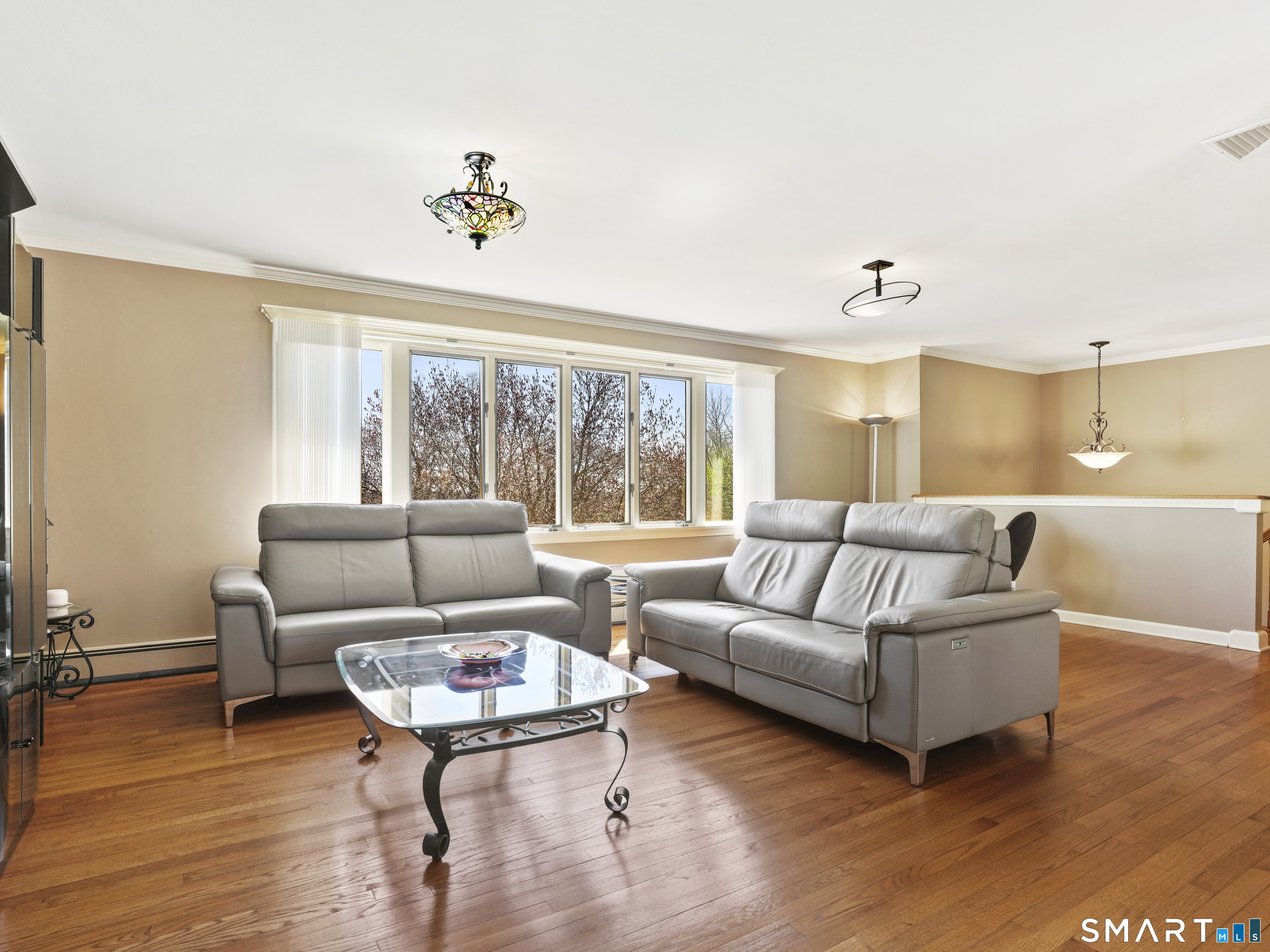 548 Howellton Road Orange, CT 06477 - Photo 3 of 37