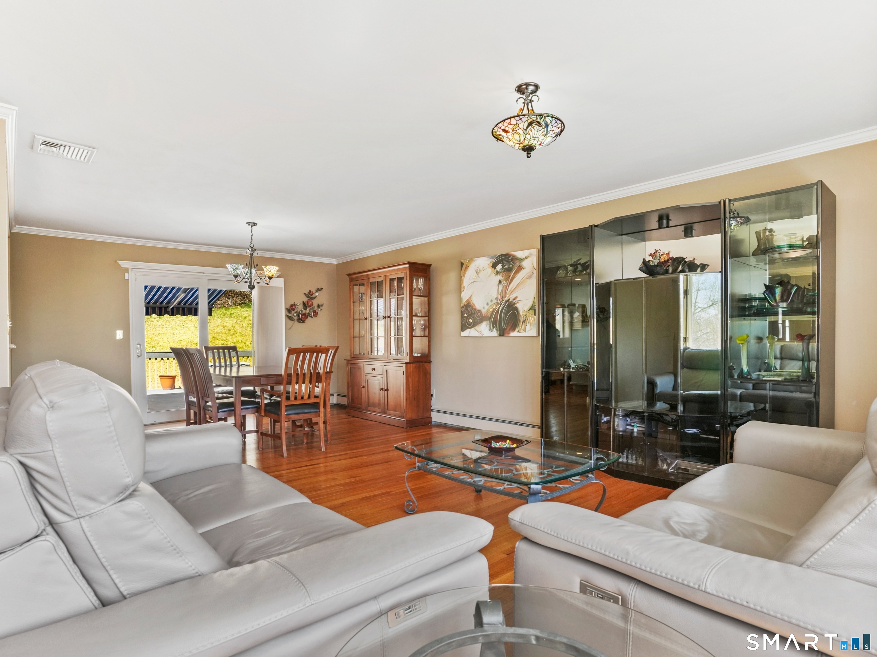 548 Howellton Road Orange, CT 06477 - Photo 6 of 37