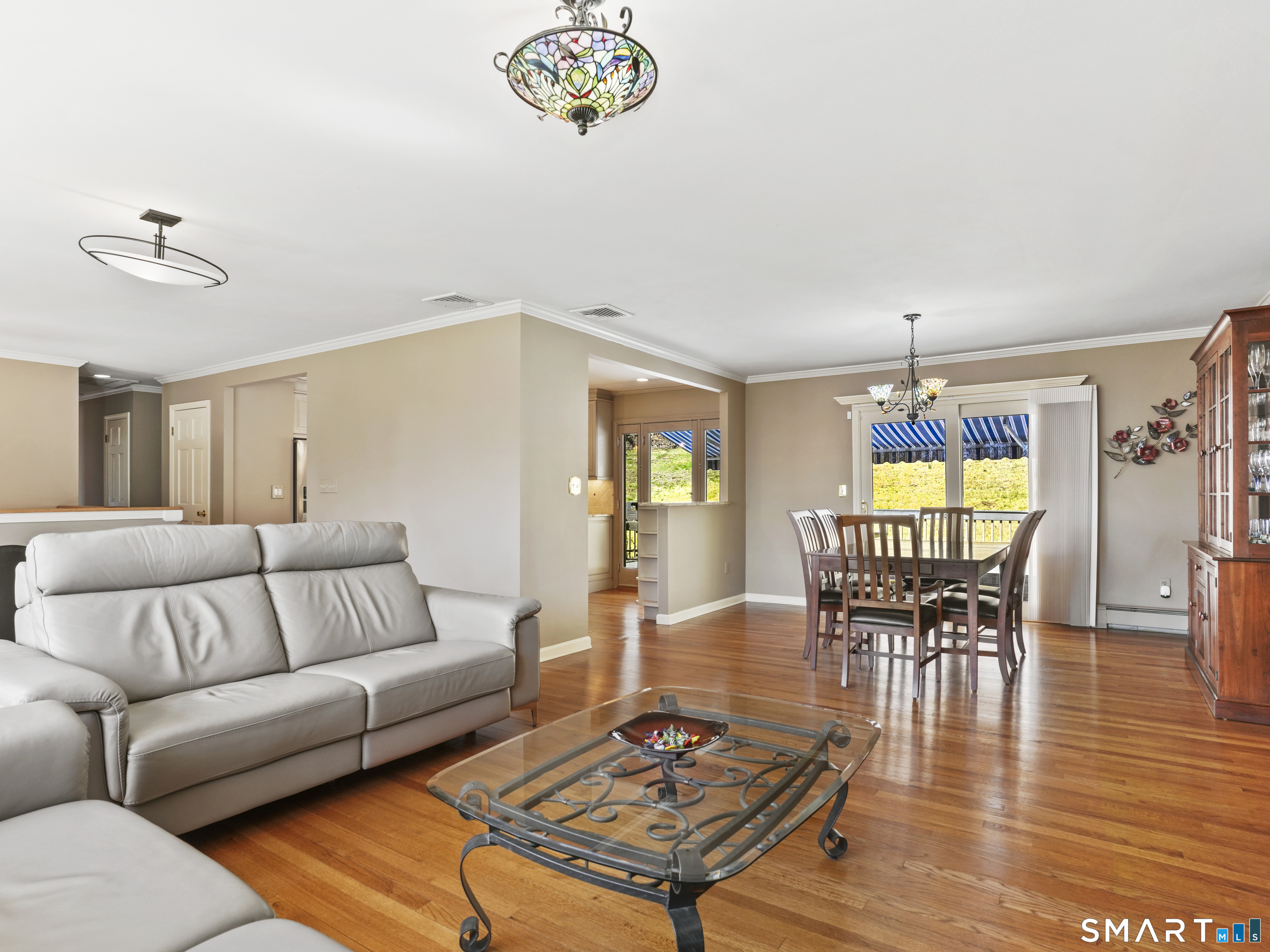 548 Howellton Road Orange, CT 06477 - Photo 7 of 37