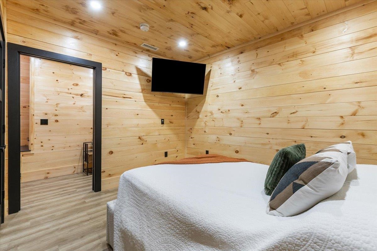 135 Lakeside Drive Haverhill, NH 03785 - Photo 29 of 42