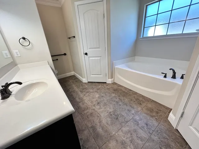 $2,225 | 5612 109th Street, Lubbock, TX 79424