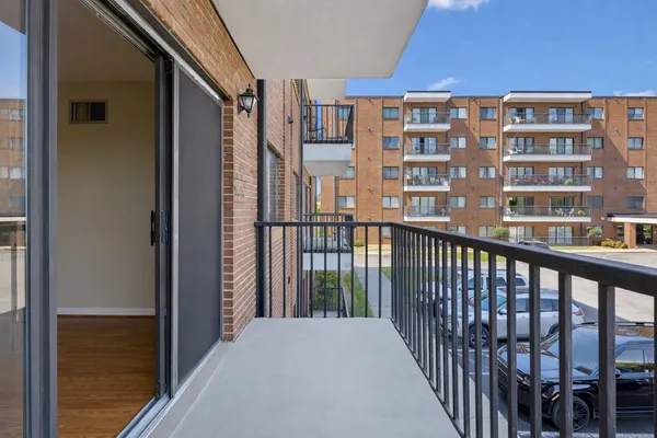 $259,000 | 200 Sanders Ferry Road, Unit 1210, Hendersonville, TN 37075