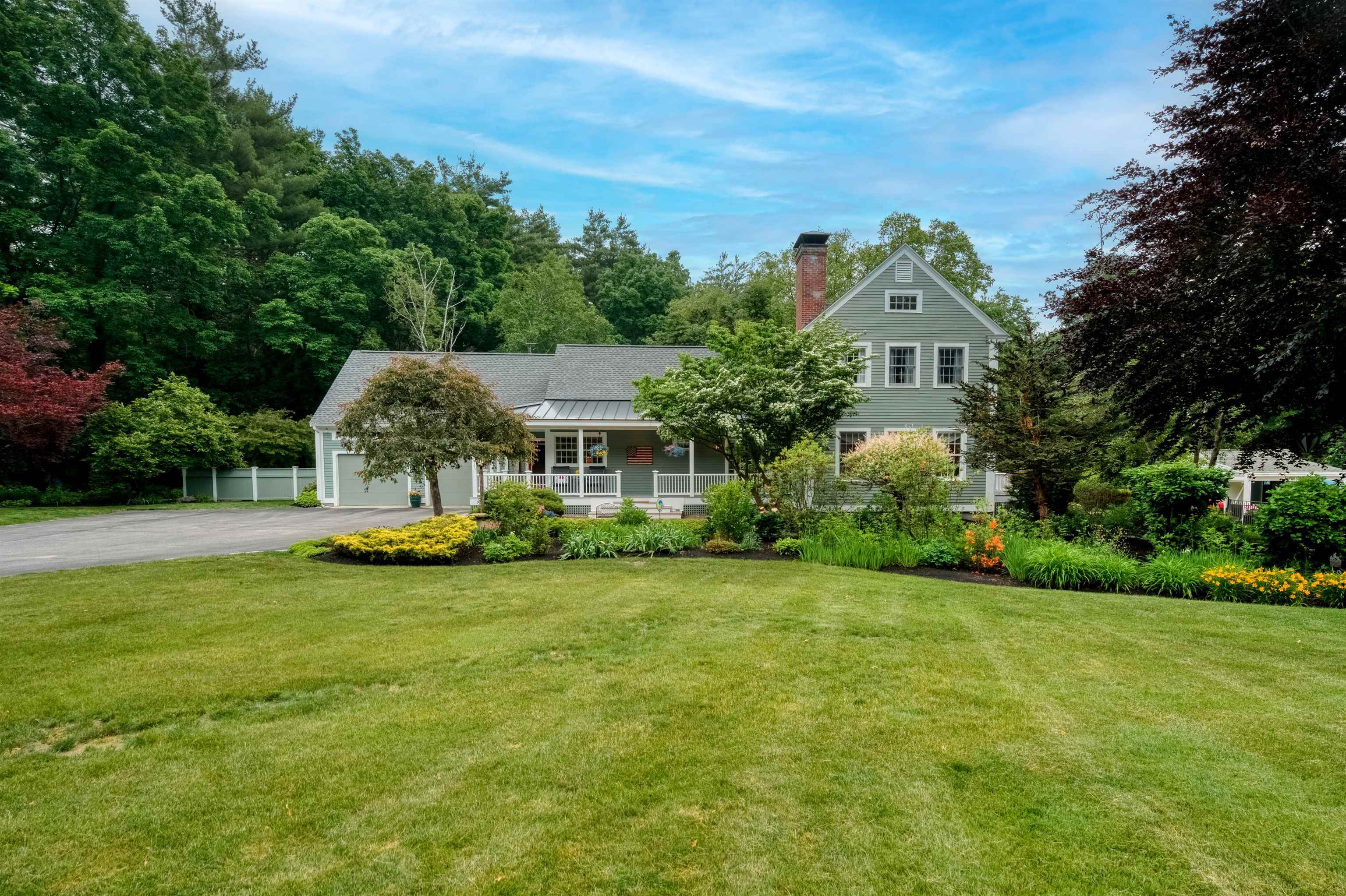 34 Flagg Road Hollis, NH 03049 - Photo 2 of 40