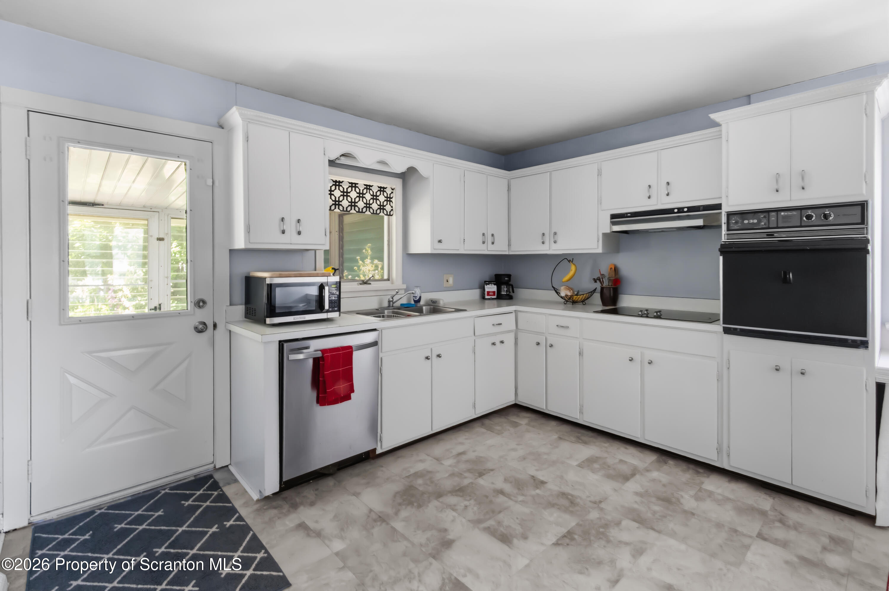 926 Grandview Street Scranton, PA 18509 - Photo 20 of 46 IMG_3883