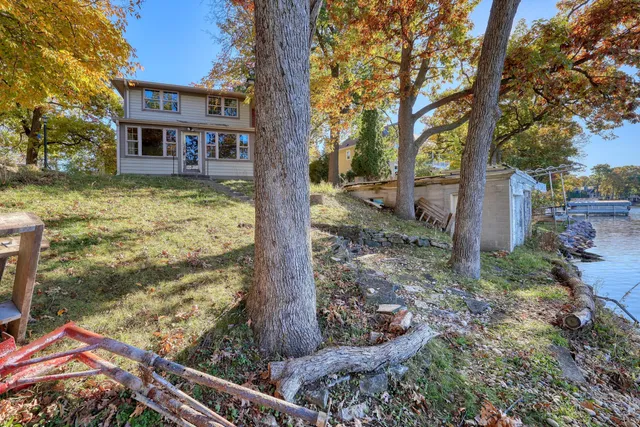 $1,350,000 | W339-n5333 Rd O, Merton, WI 53058