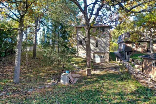 $1,350,000 | W339-n5333 Rd O, Merton, WI 53058