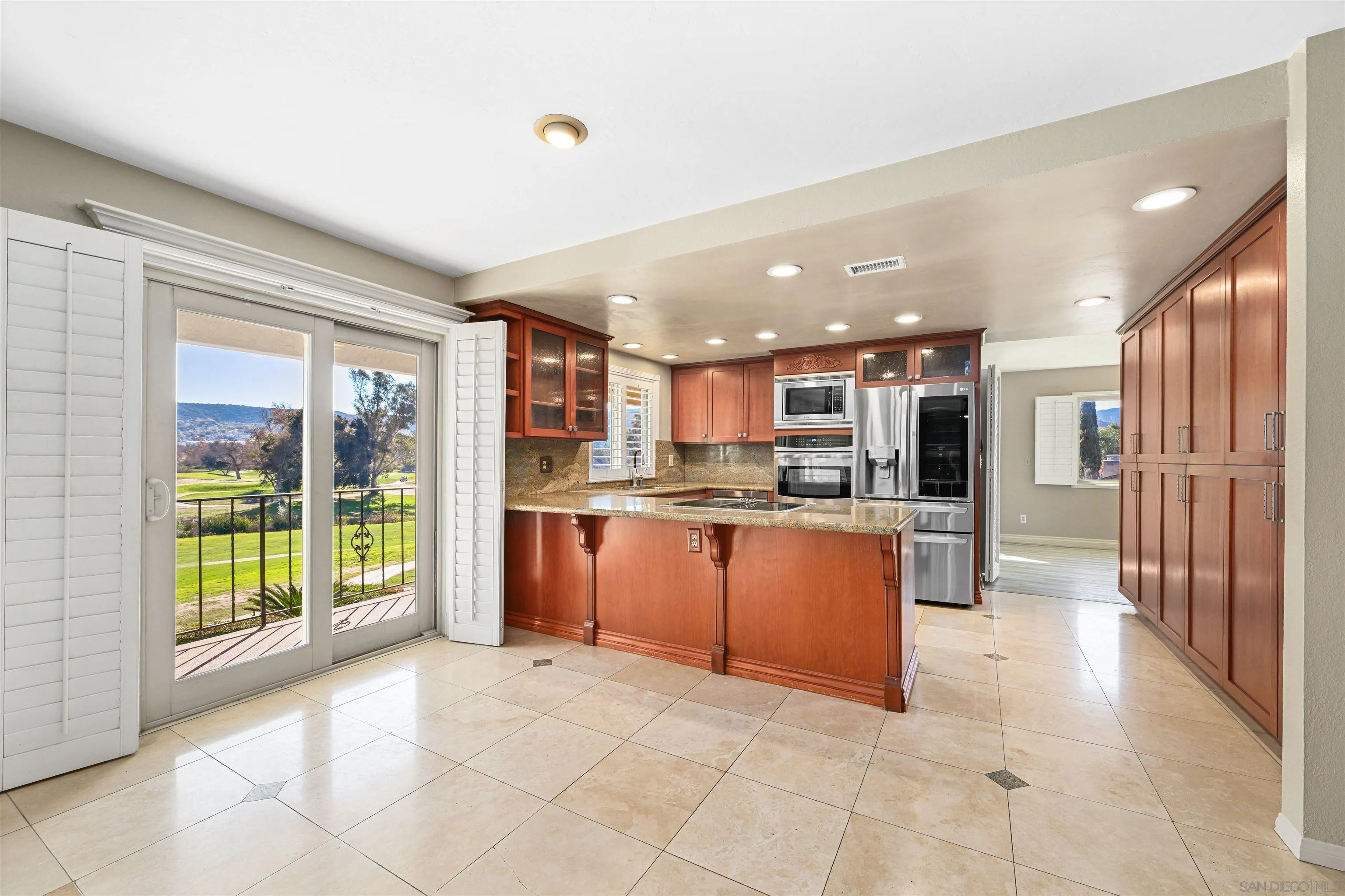 9219 Inverness Road Santee, CA 92071 - Photo 11 of 48