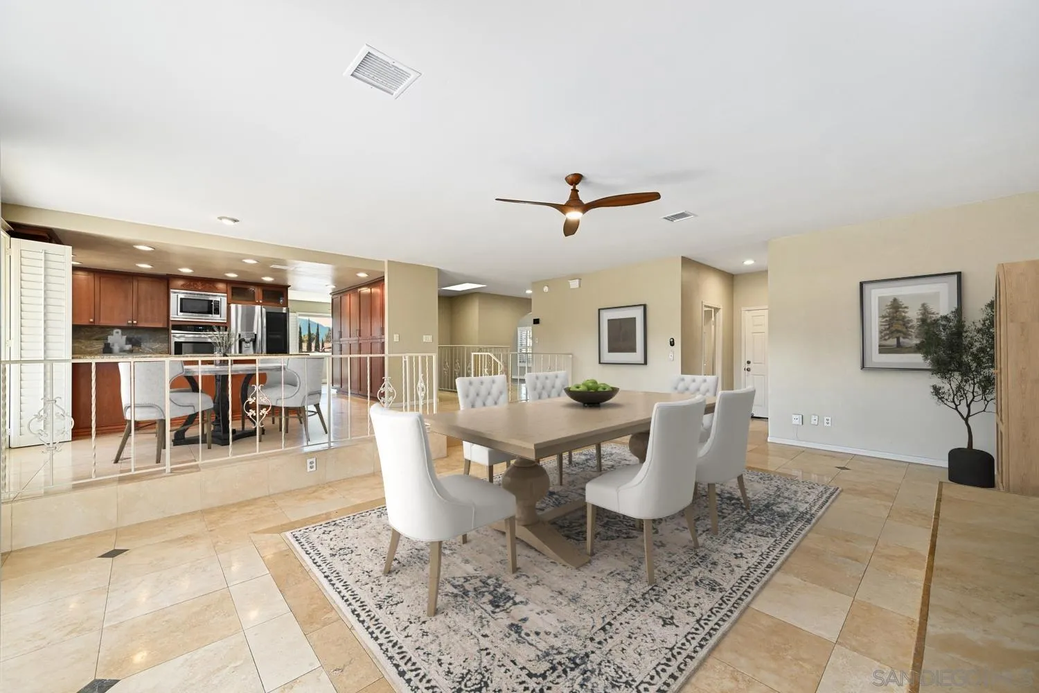 9219 Inverness Road Santee, CA 92071 - Photo 4 of 48