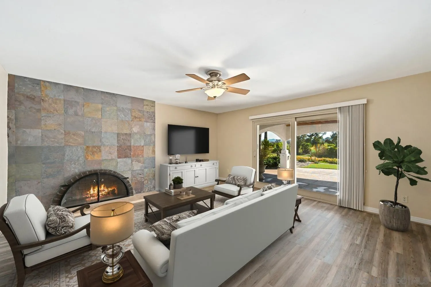 9219 Inverness Road Santee, CA 92071 - Photo 5 of 48