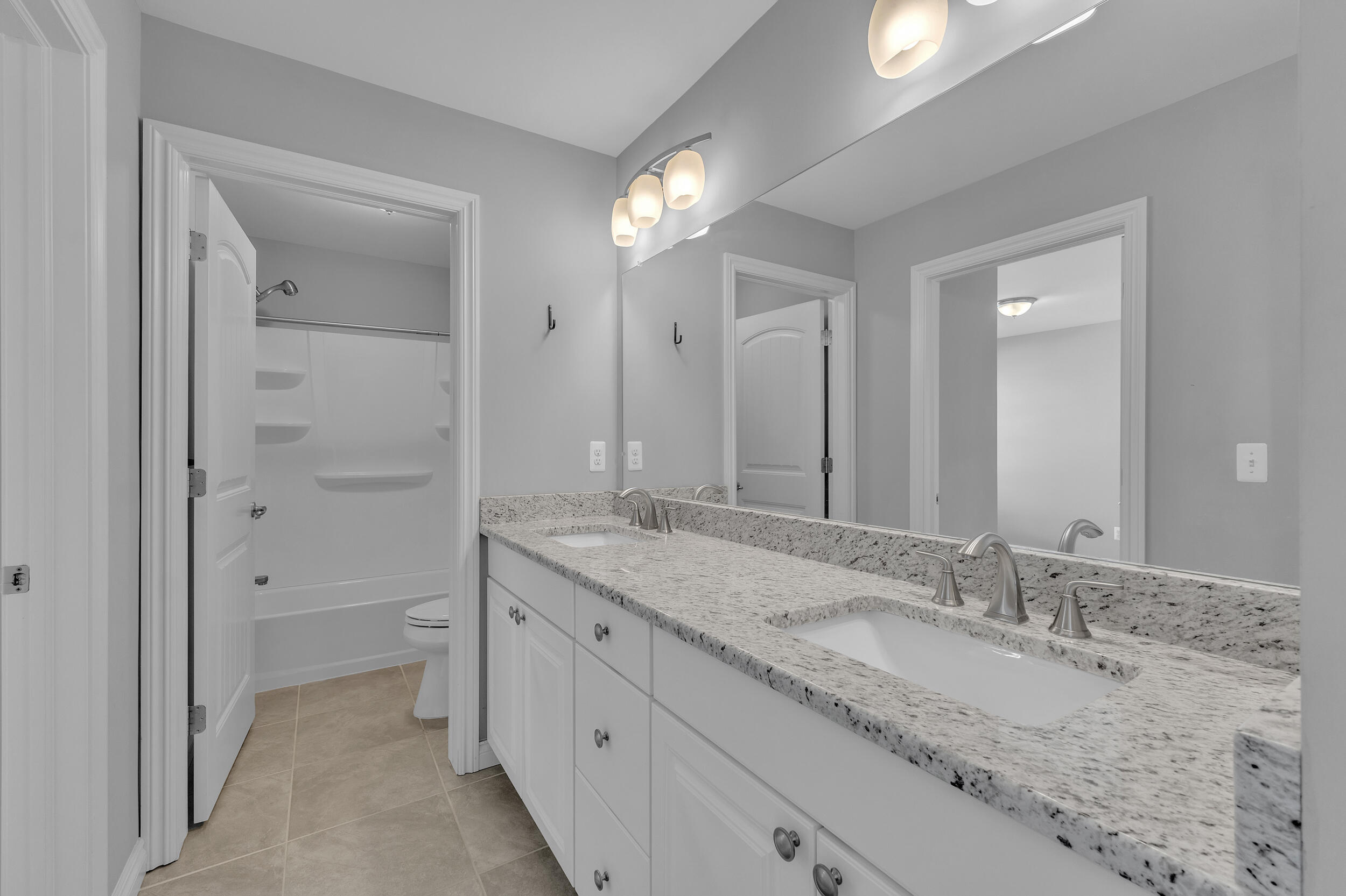 938 East 2nd Street Royal Oak, MI 48067 - Photo 47 of 71 2nd st.-51