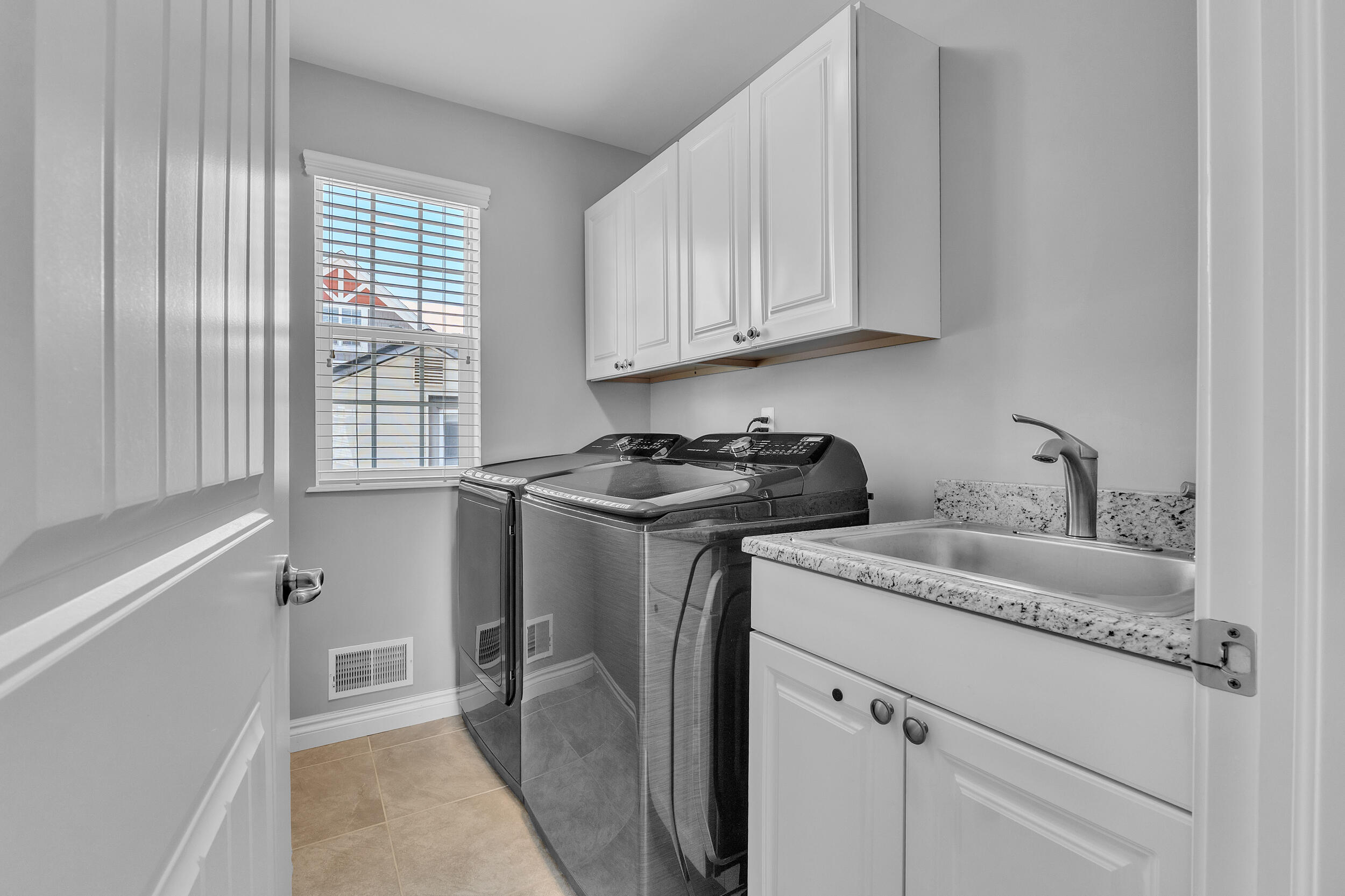 938 East 2nd Street Royal Oak, MI 48067 - Photo 51 of 71 2nd st.-55