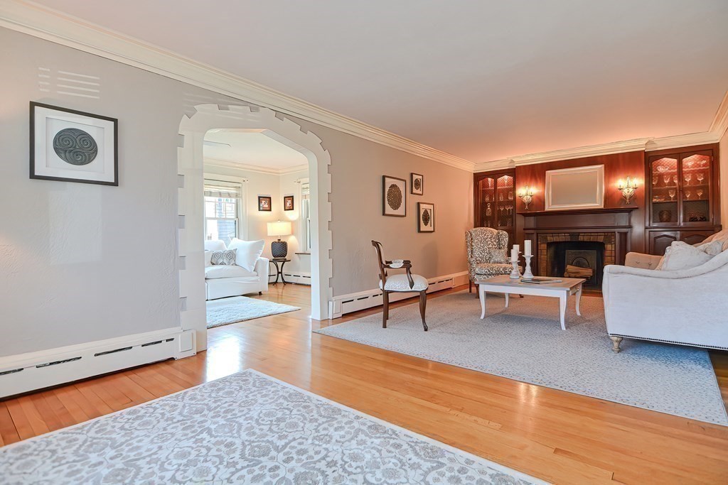 33 Pine Ridge Road Medford, MA 02155 - Photo 6 of 42 Gallery Image 6