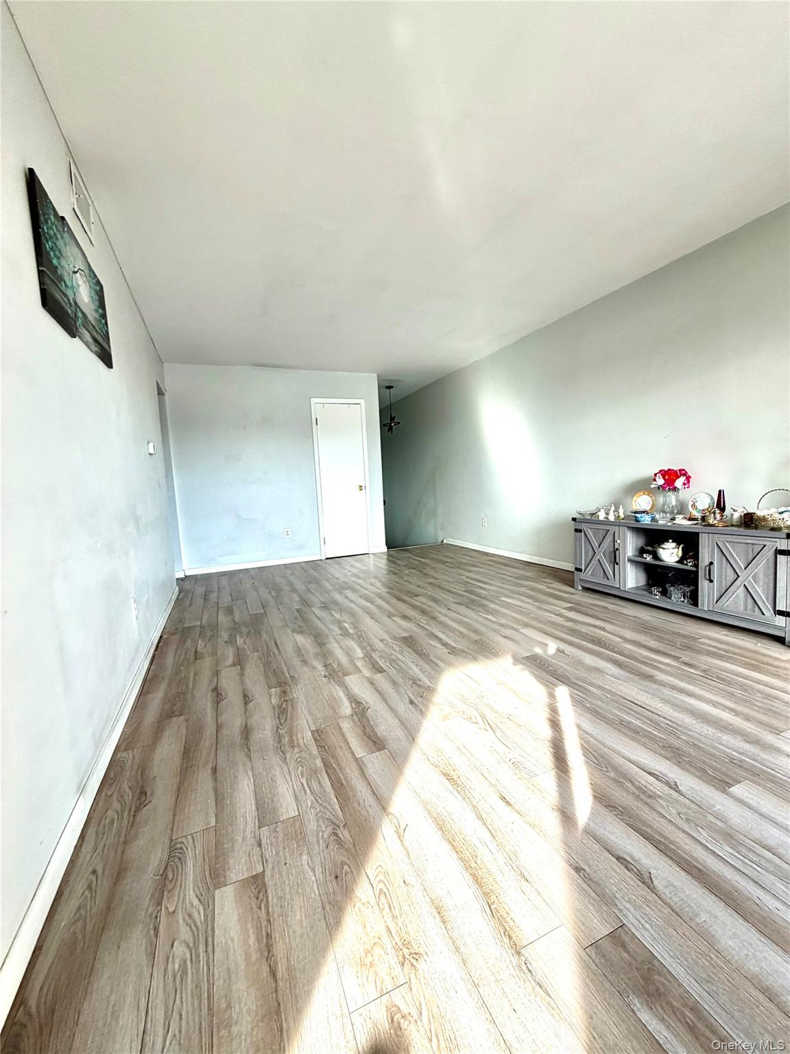 26 Cooper Road, Unit 312 Poughkeepsie, NY 12603 - Photo 3 of 11