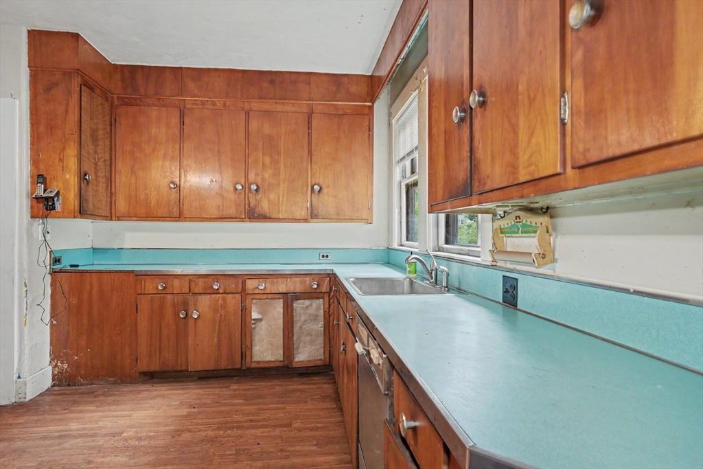 8 Tremont Street Maynard, MA 01754 - Photo 13 of 30