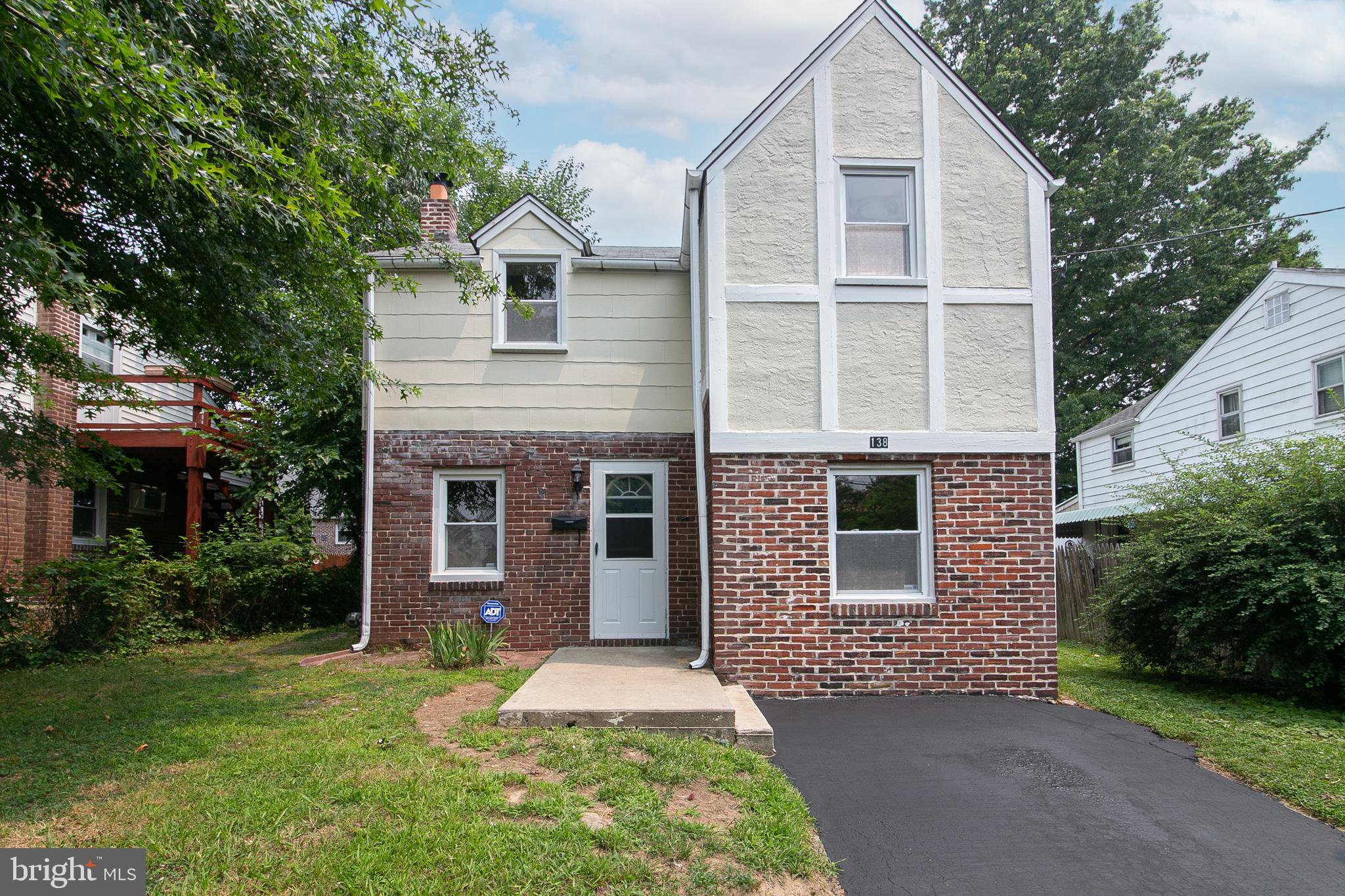 138 Fairview Road Woodlyn, PA 19094 - Photo 2 of 31 Gallery Image 2