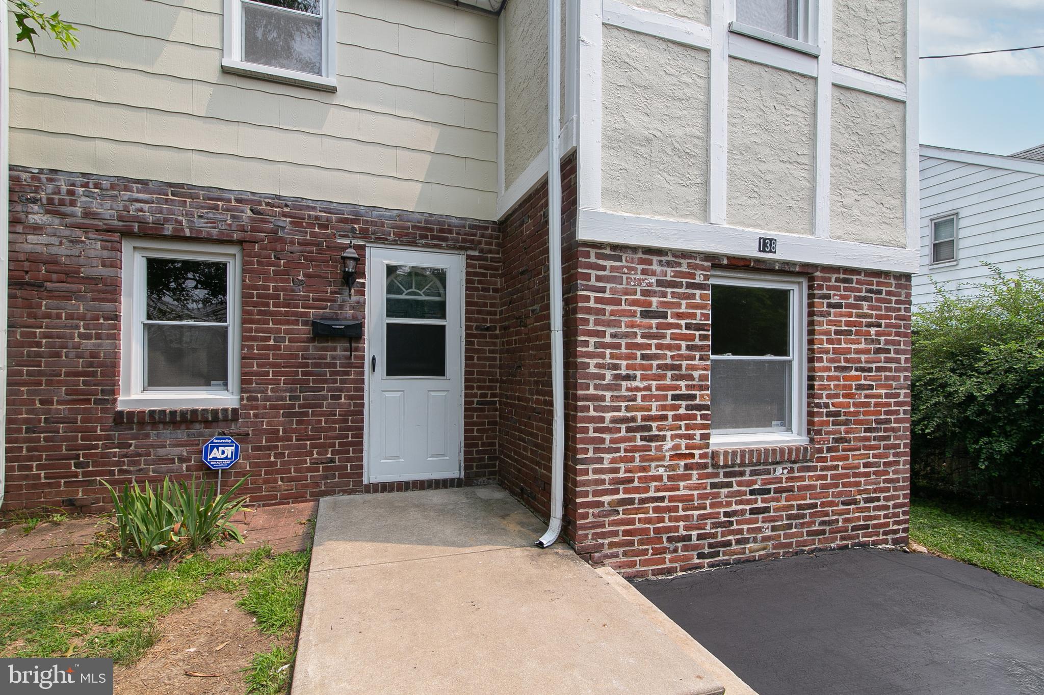 138 Fairview Road Woodlyn, PA 19094 - Photo 4 of 31 Gallery Image 4