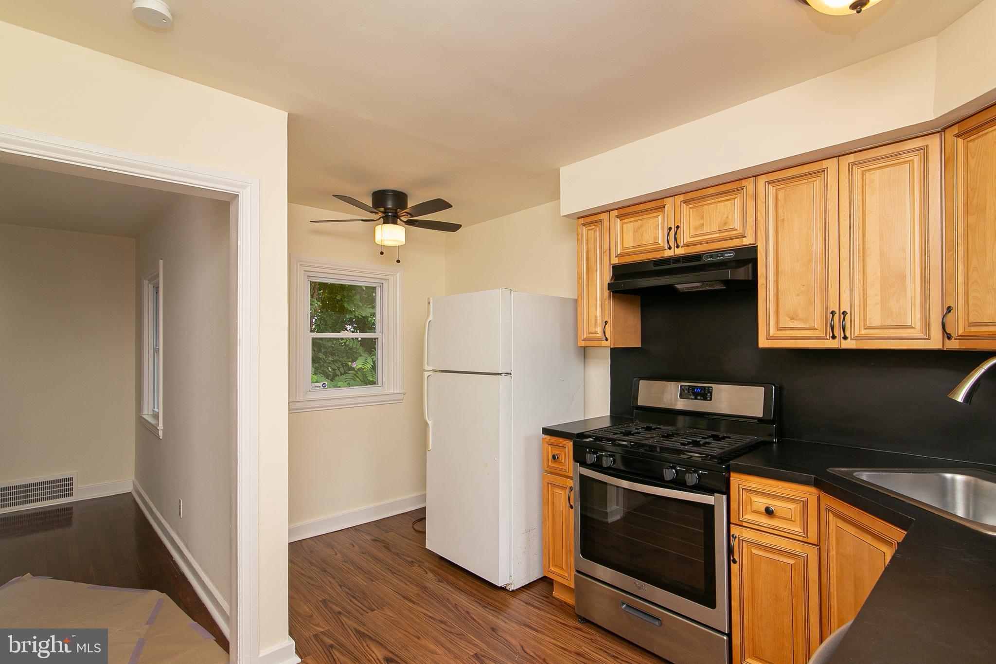 138 Fairview Road Woodlyn, PA 19094 - Photo 9 of 31 Gallery Image 9
